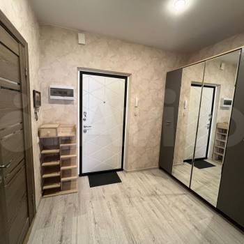 Продается 1-комнатная квартира, 51,1 м²