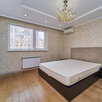 Сдается Многокомнатная квартира, 98 м²