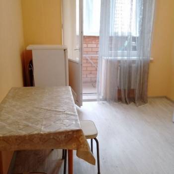 Продается 1-комнатная квартира, 33 м²