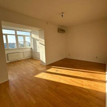 Продается 3-х комнатная квартира, 101,6 м²