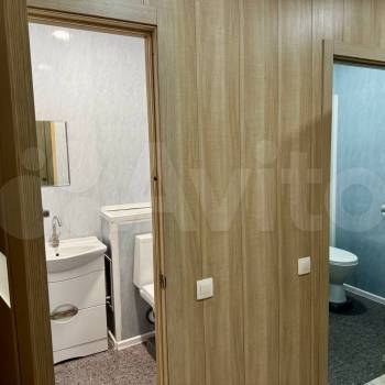 Продается 3-х комнатная квартира, 132 м²