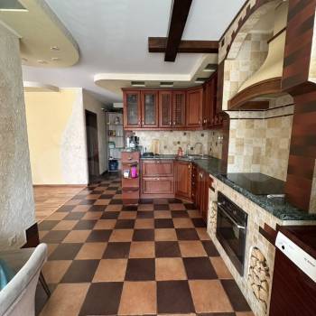 Продается 2-х комнатная квартира, 55,8 м²