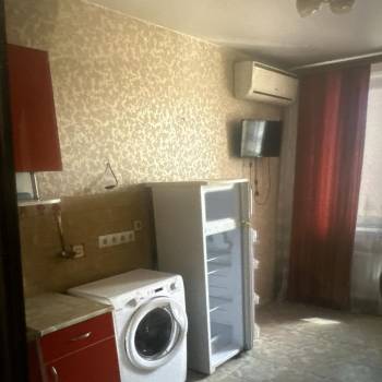 Продается 1-комнатная квартира, 45 м²