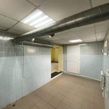 Сдается Торговое помещение, 42 м²