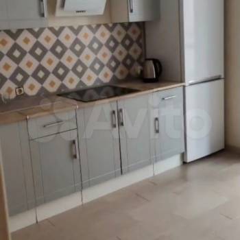 Продается 2-х комнатная квартира, 60 м²