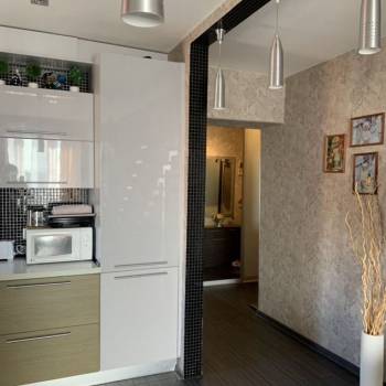 Продается 3-х комнатная квартира, 121 м²