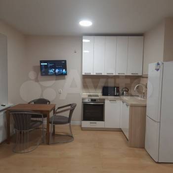 Продается 1-комнатная квартира, 28 м²