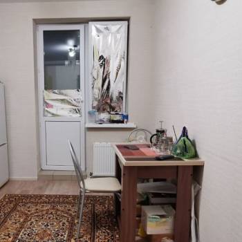 Продается 1-комнатная квартира, 41,7 м²