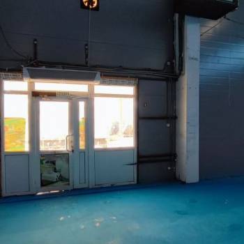Сдается Нежилое помещение, 750 м²