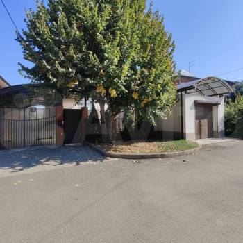 Продается Дом, 409 м²