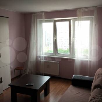 Сдается 1-комнатная квартира, 39 м²