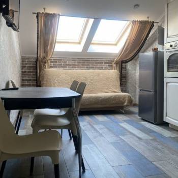 Продается 1-комнатная квартира, 52,4 м²