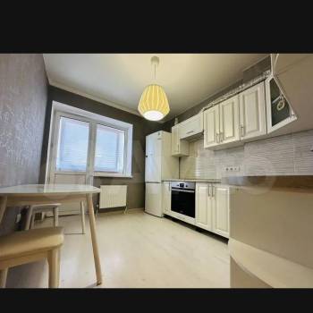 Продается 1-комнатная квартира, 33 м²