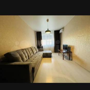 Продается 1-комнатная квартира, 33 м²