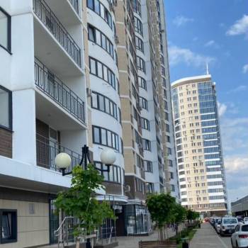 Продается 2-х комнатная квартира, 56 м²