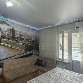 Продается 1-комнатная квартира, 35 м²