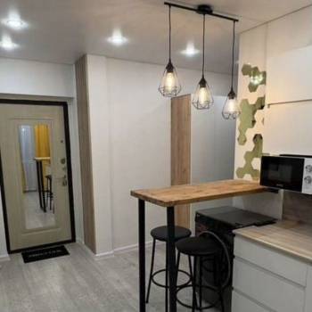 Продается 1-комнатная квартира, 46 м²