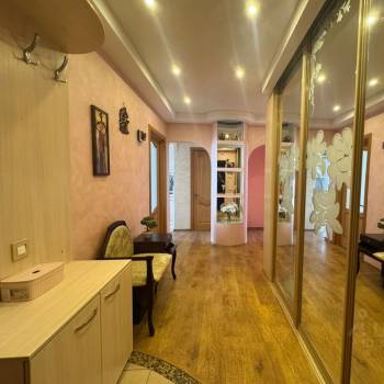 Продается 2-х комнатная квартира, 71,4 м²