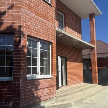 Продается Дом, 200 м²