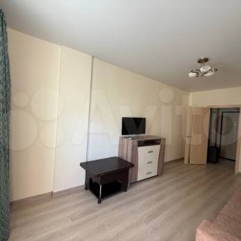 Продается 1-комнатная квартира, 36,7 м²