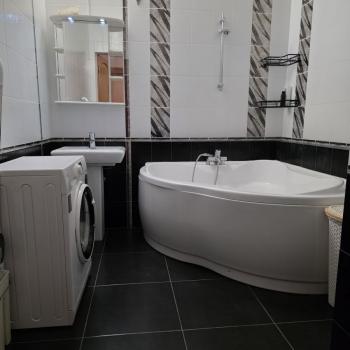 Сдается 1-комнатная квартира, 59 м²