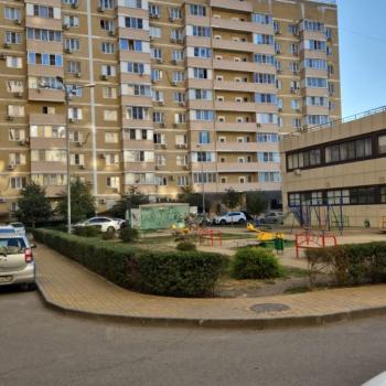 Продается 1-комнатная квартира, 47,3 м²