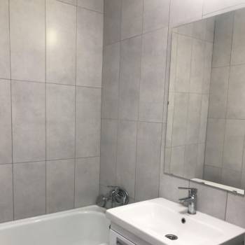 Продается 1-комнатная квартира, 40,7 м²