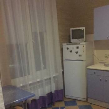 Сдается 1-комнатная квартира, 42 м²