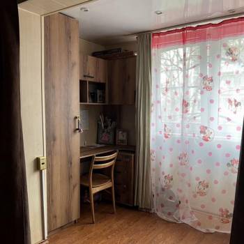 Продается 1-комнатная квартира, 38 м²