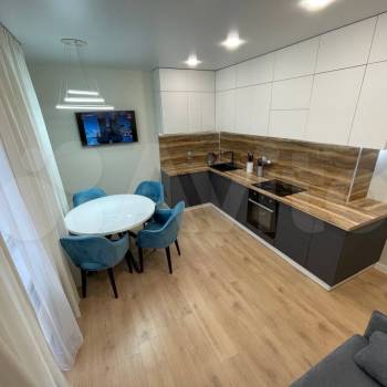 Продается 1-комнатная квартира, 41 м²