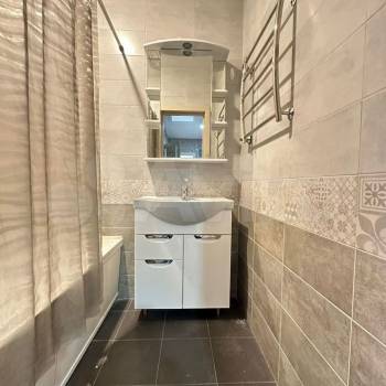 Продается 2-х комнатная квартира, 65 м²