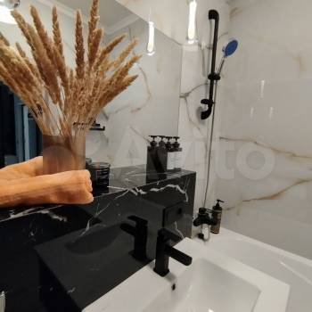 Продается 1-комнатная квартира, 40 м²