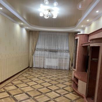 Сдается Многокомнатная квартира, 100 м²