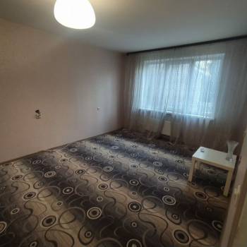 Продается 1-комнатная квартира, 40 м²