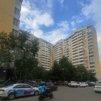 Продается 1-комнатная квартира, 40 м²