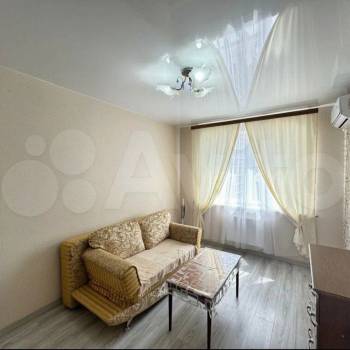 Продается 1-комнатная квартира, 35 м²