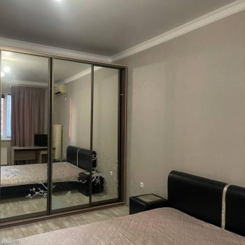 Сдается 1-комнатная квартира, 55 м²