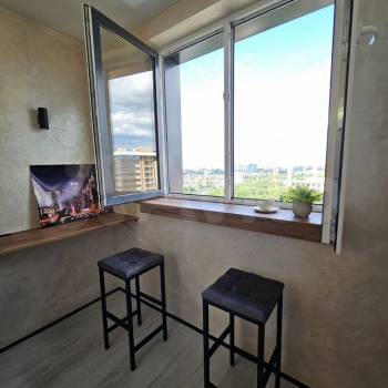 Продается 1-комнатная квартира, 42 м²