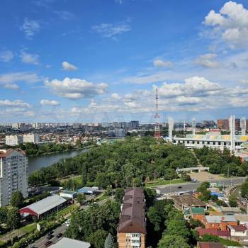 Продается 1-комнатная квартира, 42 м²