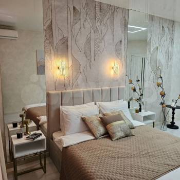 Продается 1-комнатная квартира, 42 м²