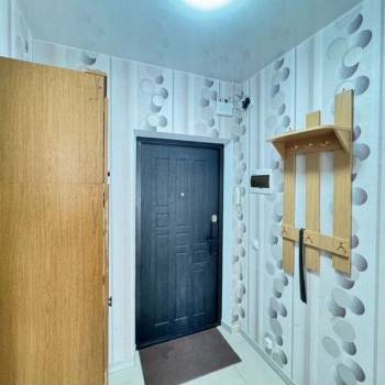 Продается 1-комнатная квартира, 35 м²