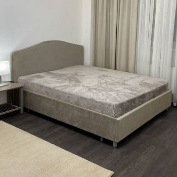 Продается 1-комнатная квартира, 54 м²