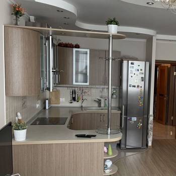 Сдается Многокомнатная квартира, 80 м²
