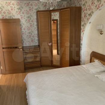 Сдается Многокомнатная квартира, 80 м²