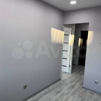 Продается 1-комнатная квартира, 29,7 м²