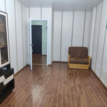 Продается 1-комнатная квартира, 38 м²