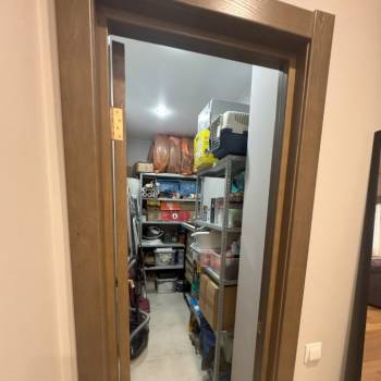 Продается 1-комнатная квартира, 69,5 м²