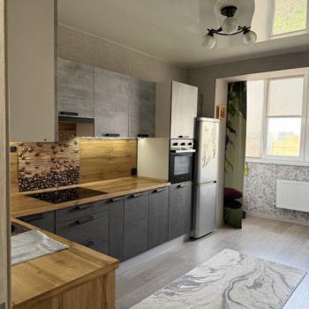 Продается 1-комнатная квартира, 42,6 м²