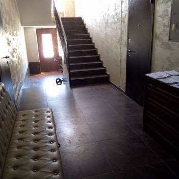 Продается 1-комнатная квартира, 42 м²