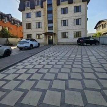 Продается 1-комнатная квартира, 42 м²